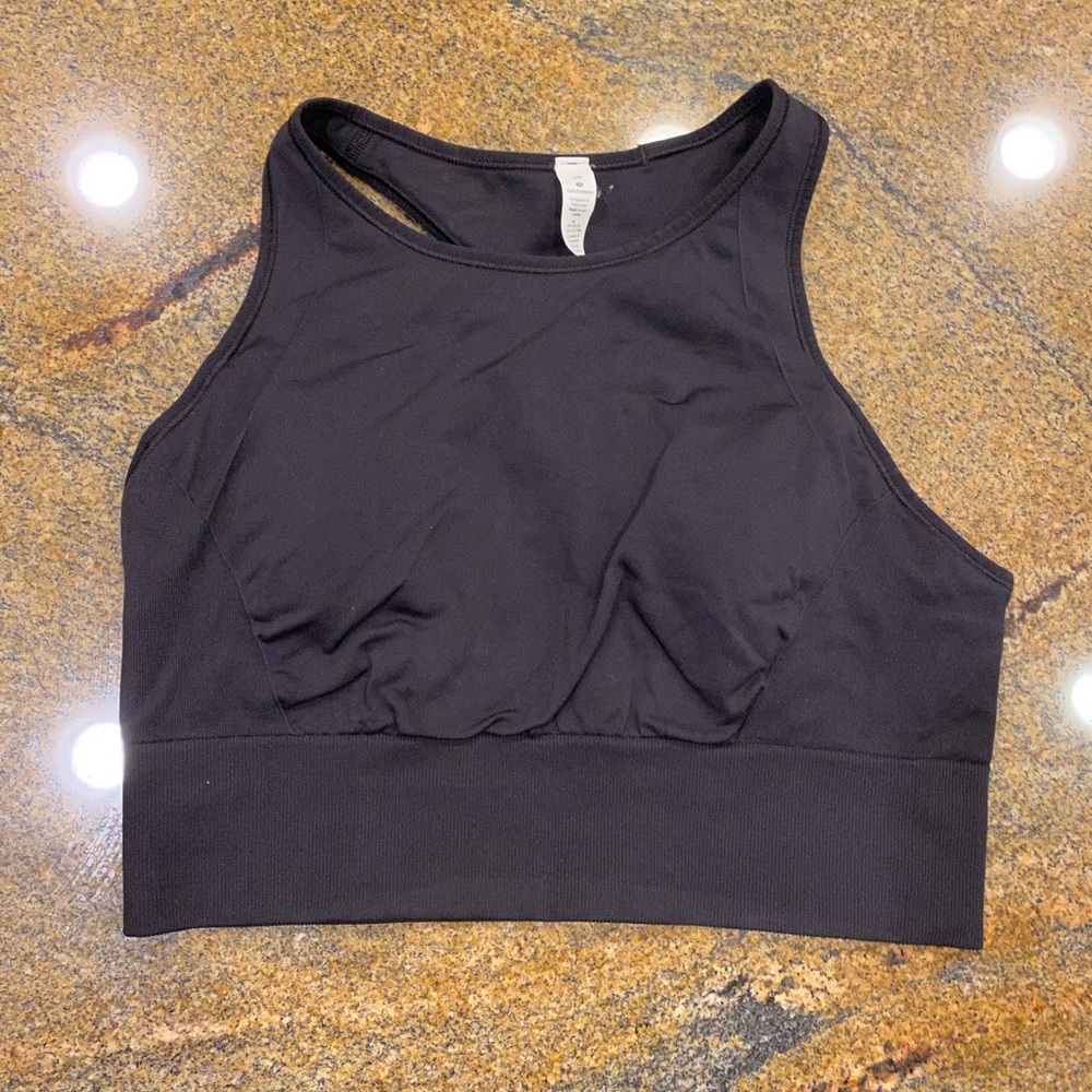 Lululemon crop top sports bra